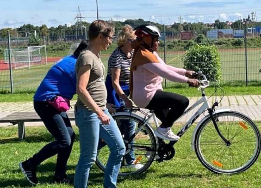 WOMEN Empowerment by Cycling